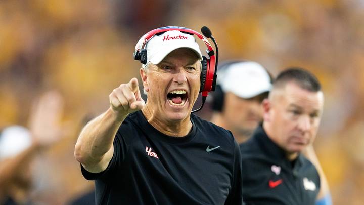 Oct 25, 2025; Tempe, Arizona, USA; Houston Cougars head coach Willie Fritz reacts against the Arizona State Sun Devils at Mountain America Stadium. Mandatory Credit: Mark J. Rebilas-Imagn Images Oct 25, 2025; Tempe, Arizona, USA; Houston Cougars head coach Willie Fritz reacts against the Arizona State Sun Devils at Mountain America Stadium. Mandatory Credit: Mark J. Rebilas-Imagn Images