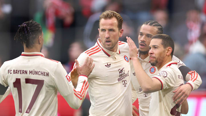 FC Bayern München v FC St. Pauli 1910 - Bundesliga