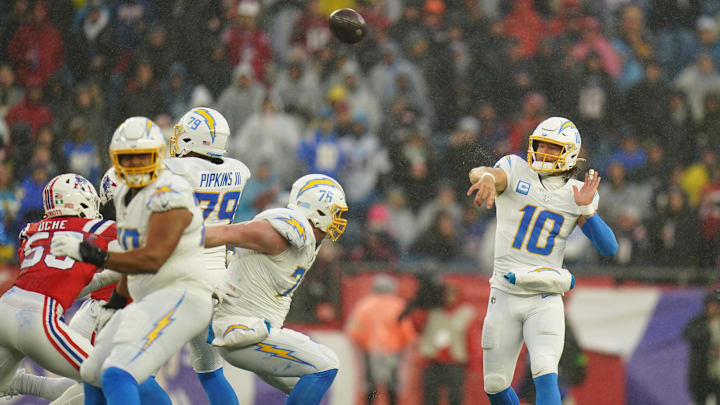 The Chargers reportedly signed WR DJ Chark to a one-year deal in free agency
