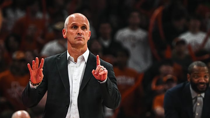 UConn head coach Dan Hurley.