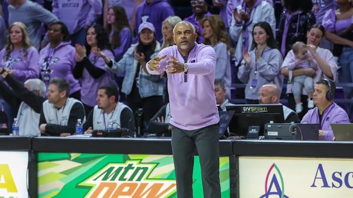 Feb 11, 2025; Manhattan, Kansas, USA; Kansas State Wildcats head coach Jerome Tang questions a call by the official in the second half against the Arizona Wildcats at Bramlage Coliseum. Mandatory Credit: Scott Sewell-Imagn Images Feb 11, 2025; Manhattan, Kansas, USA; Kansas State Wildcats head coach Jerome Tang questions a call by the official in the second half against the Arizona Wildcats at Bramlage Coliseum. Mandatory Credit: Scott Sewell-Imagn Images