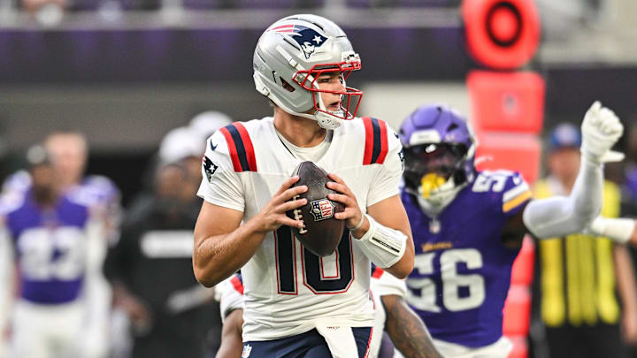 Aug 16, 2025; Minneapolis, Minnesota, USA; New England Patriots quarterback Drake Maye (10) throws a pass against the Minnesota Vikings during the first quarter at U.S. Bank Stadium. Mandatory Credit: Jeffrey Becker-Imagn Images Aug 16, 2025; Minneapolis, Minnesota, USA; New England Patriots quarterback Drake Maye (10) throws a pass against the Minnesota Vikings during the first quarter at U.S. Bank Stadium. Mandatory Credit: Jeffrey Becker-Imagn Images