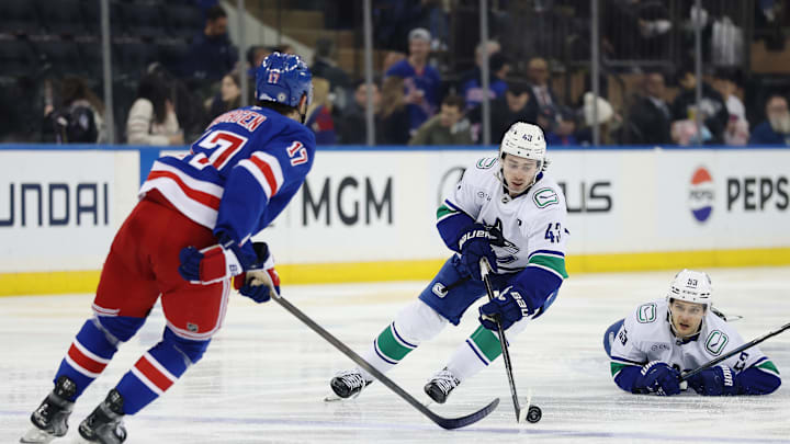 Vancouver Canucks v New York Rangers