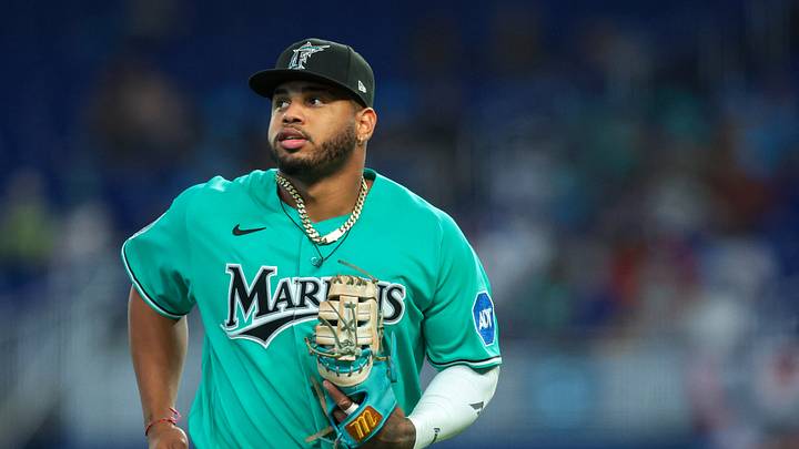 Miami Marlins first baseman Deyvison de Los Santos Credit: Sam Navarro | Imagn Images
