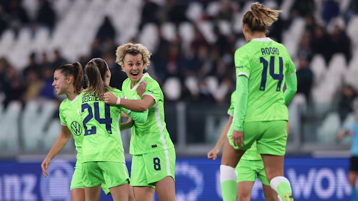 Die Wölfinnen bleiben an der Tabellenspitze Die Wölfinnen bleiben an der Tabellenspitze