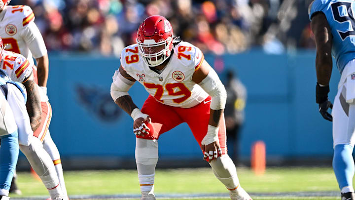 Dec 21, 2025; Nashville, Tennessee, USA;   Kansas City Chiefs offensive lineman Esa Pole (79) in stance against the Tennessee Titans during the first half at Nissan Stadium. Mandatory Credit: Steve Roberts-Imagn Images