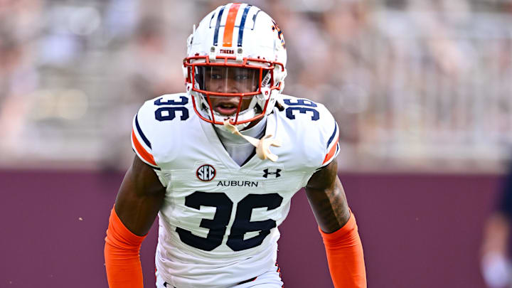 Auburn Tigers cornerback Jaylin Simpson (36).