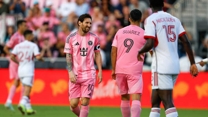FBL-MLS-USA-MIAMI-TORONTO