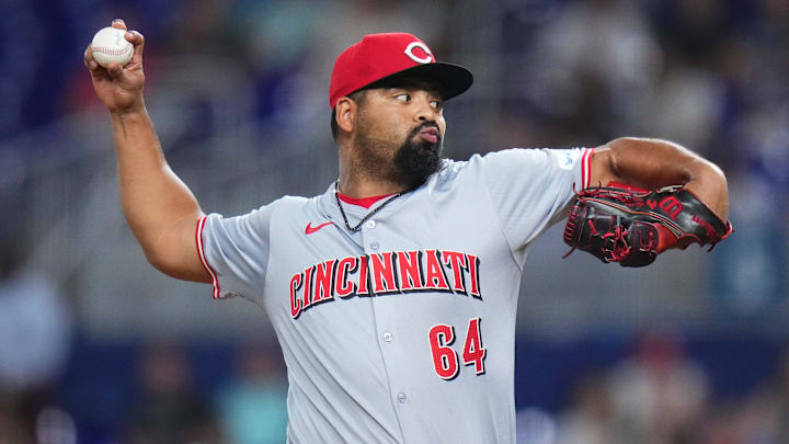 Cincinnati Reds v Miami Marlins