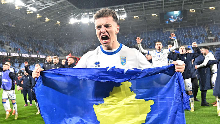 Hoffenheims Fisnik Asllani steht im Barça-Fokus Hoffenheims Fisnik Asllani steht im Barça-Fokus