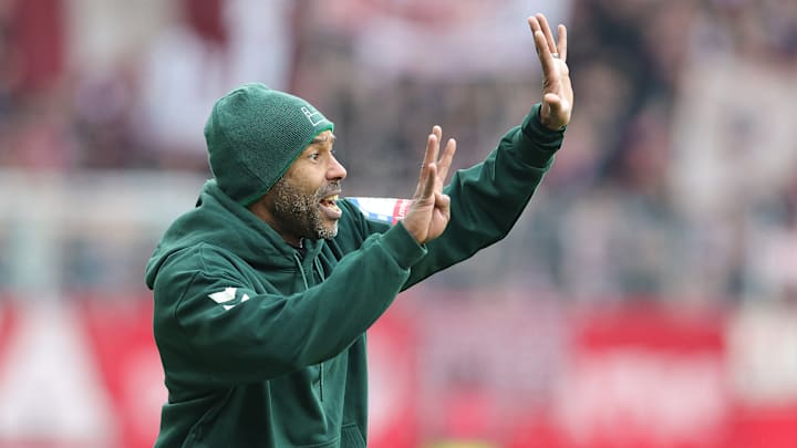 Wird Thioune umbauen?