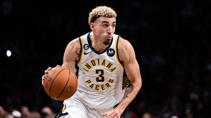 Chris Duarte juega en la posición conocida como "escolta" dentro del equipo Indiana Pacers 