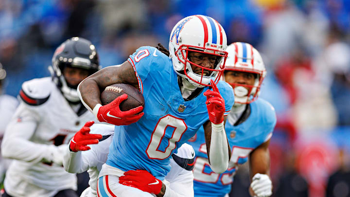 Houston Texans v Tennessee Titans
