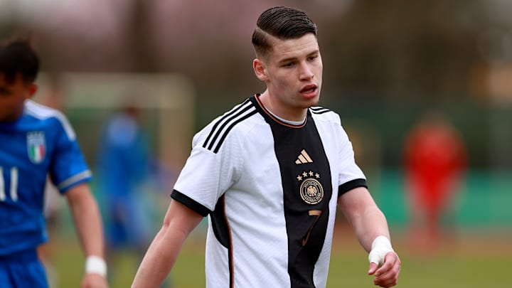 Lukas Ullrich Lukas Ullrich