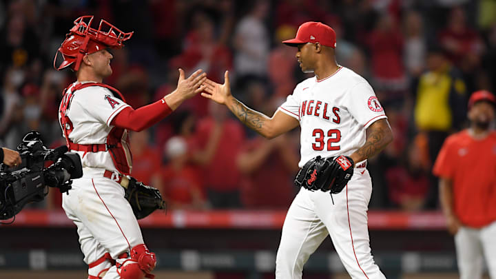 Houston Astros v Los Angeles Angels