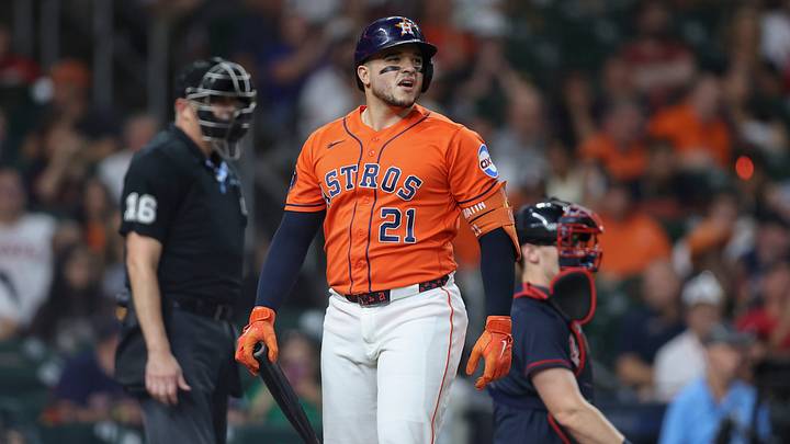 Houston Astros catcher Yainer Diaz (21). Mandatory Credit: Troy Taormina-Imagn Images Houston Astros catcher Yainer Diaz (21). Mandatory Credit: Troy Taormina-Imagn Images