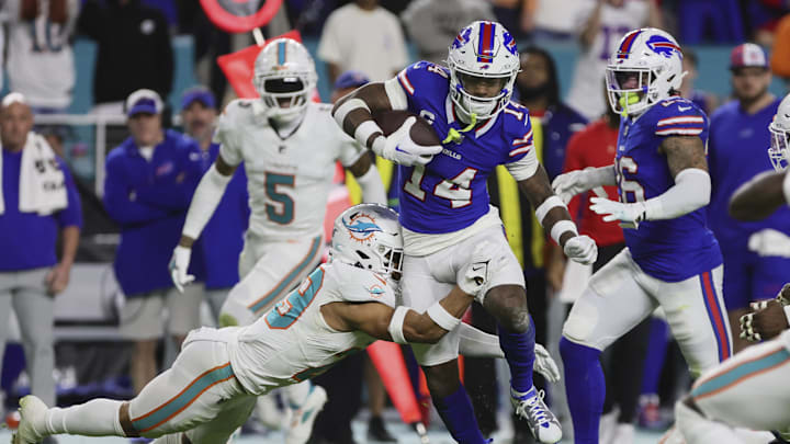 Jan 7, 2024; Miami Gardens, Florida, USA; Buffalo Bills wide receiver Stefon Diggs (14) runs with