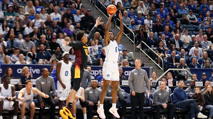 Kanon Catchings pulls up from beyond the arc against Arizona State
