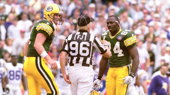 Green Bay Packers quarterback Brett Favre (4) and wide receiver Sterling Sharpe (84) argue with field judge Don Hanks. The Green Bay Packers defeated the Minnesota Vikings 16-10 on Sept. 4, 1994, at Lambeau Field in Green Bay, Wis.
Gpg Throwback Packers Vs Vikings 11052022 0006 Green Bay Packers quarterback Brett Favre (4) and wide receiver Sterling Sharpe (84) argue with field judge Don Hanks. The Green Bay Packers defeated the Minnesota Vikings 16-10 on Sept. 4, 1994, at Lambeau Field in Green Bay, Wis.
Gpg Throwback Packers Vs Vikings 11052022 0006