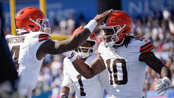 Cleveland Browns running back Quinshon Judkins, right, celebrates his touchdown with quarterback Deshaun Watson.