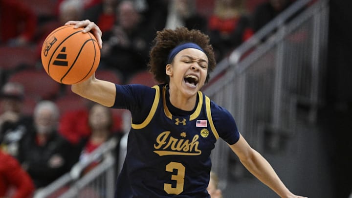 Notre Dame Fighting Irish guard Hannah Hidalgo