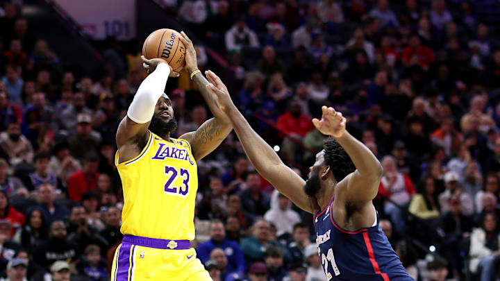 James terminó con 18 puntos sin rebotes