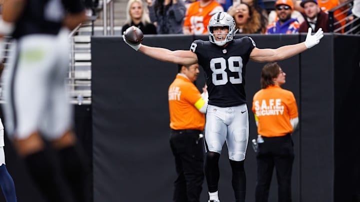 Brock Bowers of the Las Vegas Raiders Brock Bowers of the Las Vegas Raiders