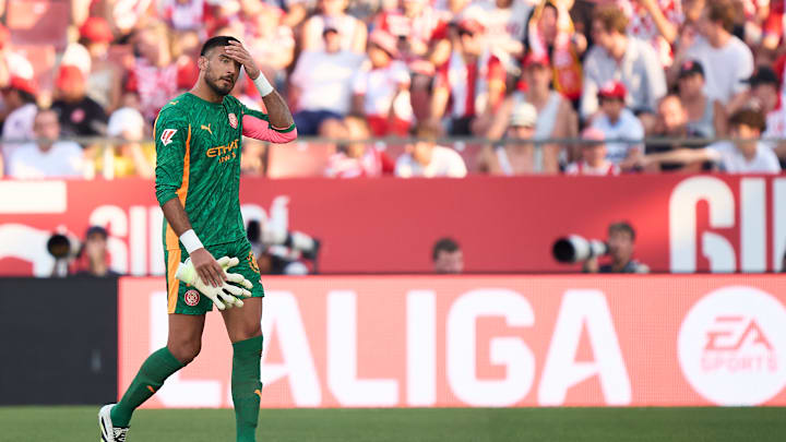 Girona goalkeeper Paulo Gazzaniga had 30 minutes to forget against Rayo Vallecano.