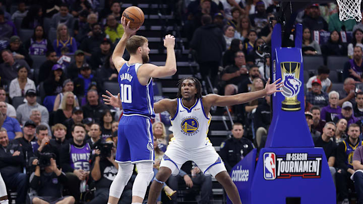 Golden State Warriors v Sacramento Kings