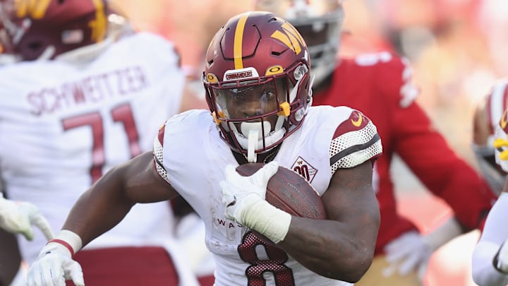 Washington Commanders running back Brian Robinson (8)
