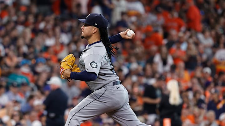 Division Series - Seattle Mariners v Houston Astros - Game Two