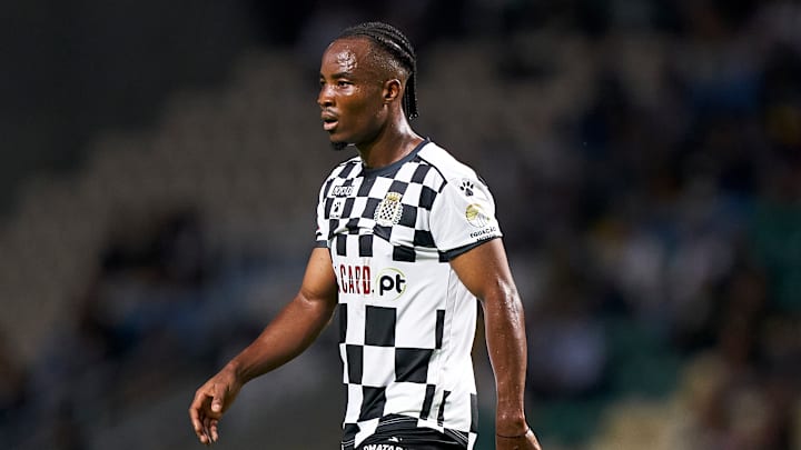  Bruno Onyemaechi s'éloigne du RC Lens
