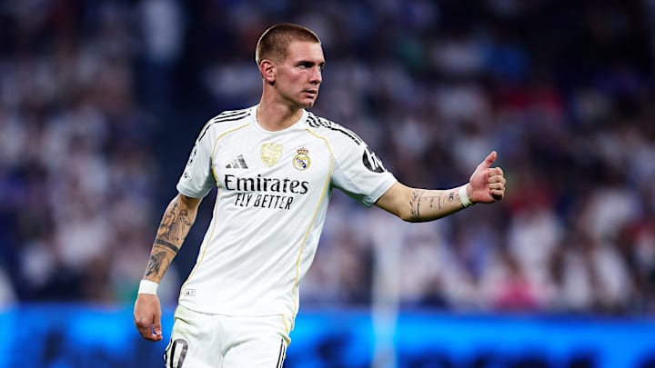 Franco Mastantuono a une note générale de 77 sur EA FC 26.