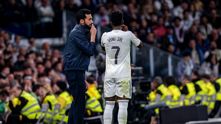 Alvaro Arbeloa et Vinicius Jr Alvaro Arbeloa et Vinicius Jr