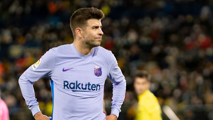 Gerard Pique hatte in der Anfangsphase mit seinem Handspiel Glück