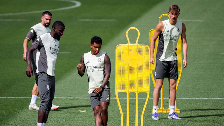 Players of Real Madrid (from L to R) Daniel Carvajal,... Players of Real Madrid (from L to R) Daniel Carvajal,...