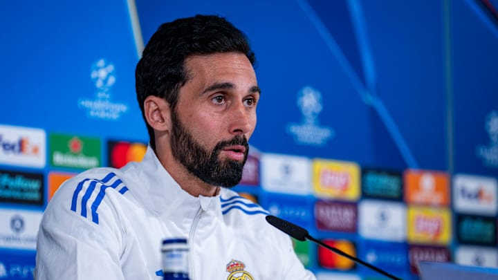Álvaro Arbeloa habló en conferencia de prensa Álvaro Arbeloa habló en conferencia de prensa