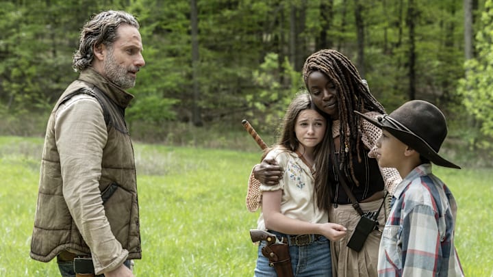 Andrew Lincoln as Rick Grimes, Danai Gurira as Michonne, Cailey Fleming as Judith, Anthony Azor as RJ - The Walking Dead: The Ones Who Live _ Season 1, Episode 6 - Photo Credit: Gene Page/AMC