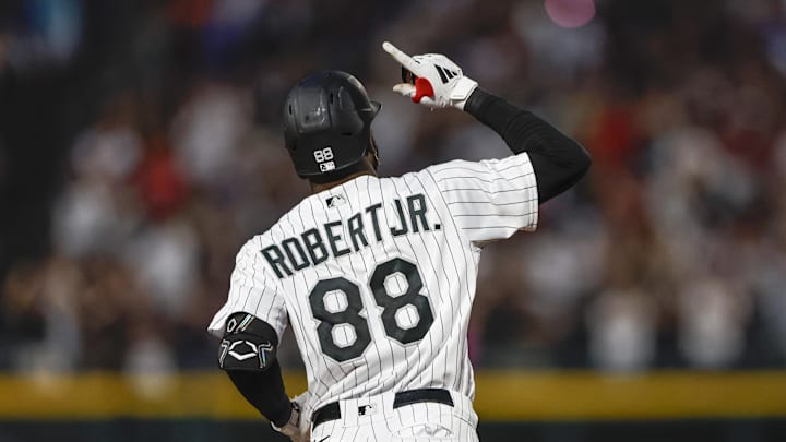 Jul 4, 2023; Chicago, Illinois, USA; Chicago White Sox center fielder Luis Robert Jr. (88) rounds