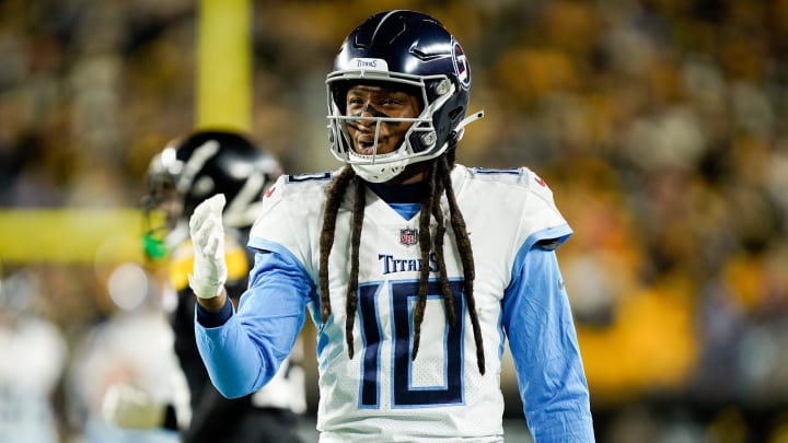 Tennessee Titans wide receiver DeAndre Hopkins (10) reacts to a call during the first quarter against the Pittsburgh Steelers in Pittsburgh, Pa., Thursday, Nov. 2, 2023. Tennessee Titans wide receiver DeAndre Hopkins (10) reacts to a call during the first quarter against the Pittsburgh Steelers in Pittsburgh, Pa., Thursday, Nov. 2, 2023.