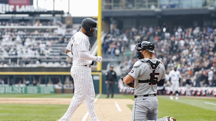 Chicago White Sox third baseman Yoan Moncada (10) scores against the Detroit Tigers during the first inning at Guaranteed Rate Field in 2024. Chicago White Sox third baseman Yoan Moncada (10) scores against the Detroit Tigers during the first inning at Guaranteed Rate Field in 2024.