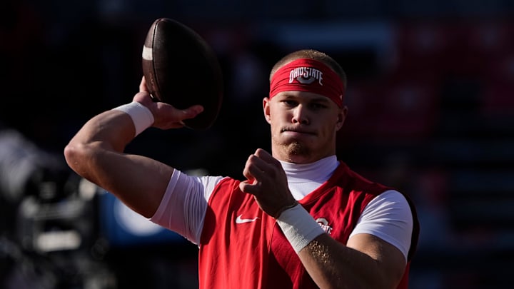 Lincoln Kienholz warms up prior to an Ohio State game this past season against Rutgers at Ohio Stadium. 
