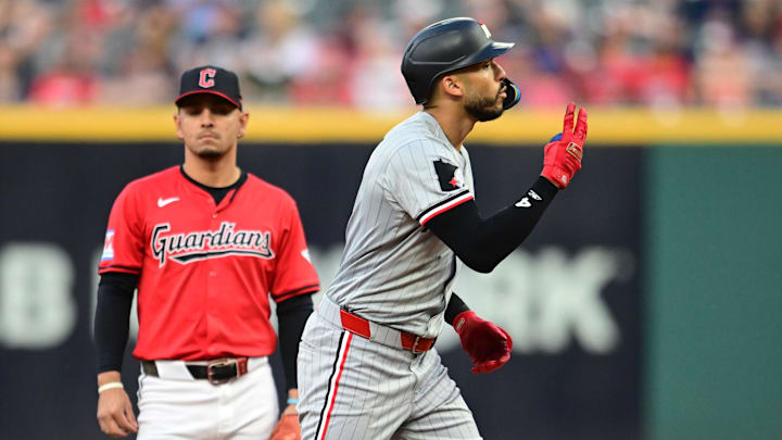 Sep 16, 2024; Cleveland, Ohio, USA; Minnesota Twins shortstop Carlos Correa (4) reacts after hitting a double during the third inning against the Cleveland Guardians at Progressive Field. Mandatory Credit: Ken Blaze-Imagn Images Sep 16, 2024; Cleveland, Ohio, USA; Minnesota Twins shortstop Carlos Correa (4) reacts after hitting a double during the third inning against the Cleveland Guardians at Progressive Field. Mandatory Credit: Ken Blaze-Imagn Images