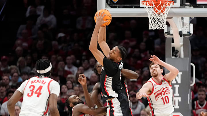 Mar 26, 2024; Columbus, OH, USA; Georgia Bulldogs center Frank Anselem-Ibe (5) grabs a rebound