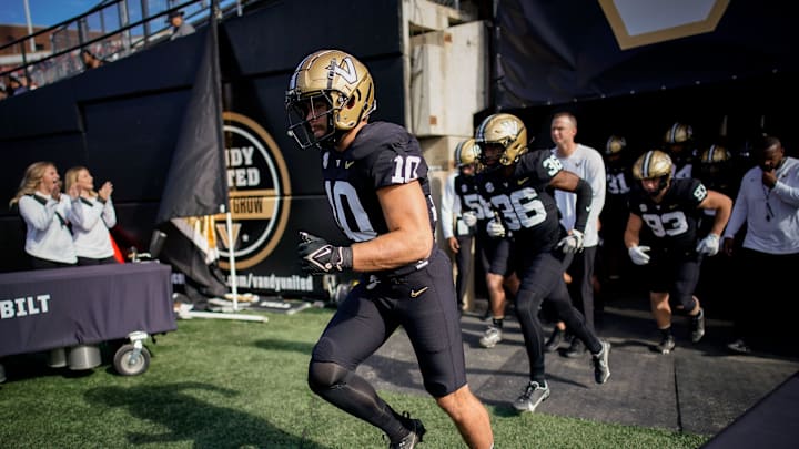 Vanderbilt linebacker Langston Patterson (10) heads out for warm ups before a game against Auburn at FirstBank Stadium in Nashville, Tenn., Saturday, Nov. 4, 2023. Vanderbilt linebacker Langston Patterson (10) heads out for warm ups before a game against Auburn at FirstBank Stadium in Nashville, Tenn., Saturday, Nov. 4, 2023.