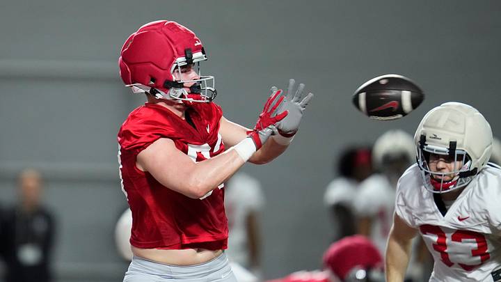 Ohio State Buckeyes tight end Hunter Welcing (84) catches a pass during the first day of spring workouts for the 2026 football season at Woody Hayes Athletic Complex in Columbus on March 10, 2026. Ohio State Buckeyes tight end Hunter Welcing (84) catches a pass during the first day of spring workouts for the 2026 football season at Woody Hayes Athletic Complex in Columbus on March 10, 2026.