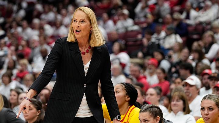 Jan 23, 2025; Columbus, OH, USA; Maryland Terrapins head coach Brenda Frese directs her team during the first half of the NCAA women's basketball game against the Ohio State Buckeyes at Value City Arena on Jan. 23, 2025. Mandatory Credit: Adam Cairns/USA TODAY Network via Imagn Images Jan 23, 2025; Columbus, OH, USA; Maryland Terrapins head coach Brenda Frese directs her team during the first half of the NCAA women's basketball game against the Ohio State Buckeyes at Value City Arena on Jan. 23, 2025. Mandatory Credit: Adam Cairns/USA TODAY Network via Imagn Images