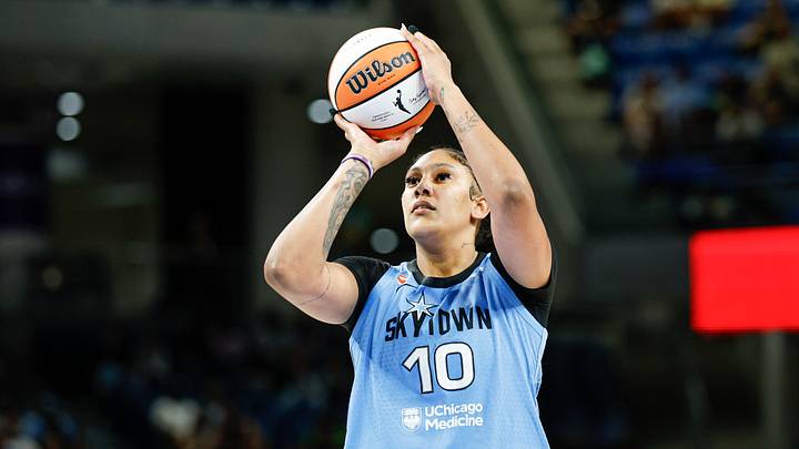Kamilla Cardoso and the Sky are home underdogs against the Valkyries.