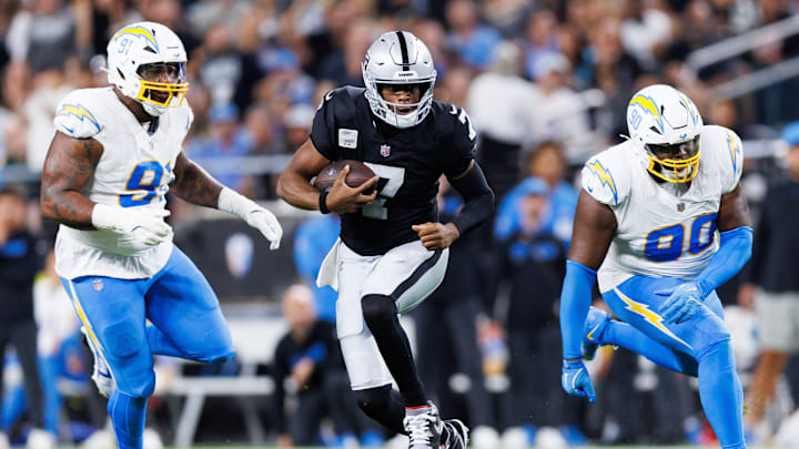 Los Angeles Chargers v Las Vegas Raiders
