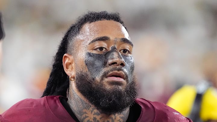 Washington Commanders linebacker Frankie Luvu during the game against the Green Bay Packers at Lambeau Field.